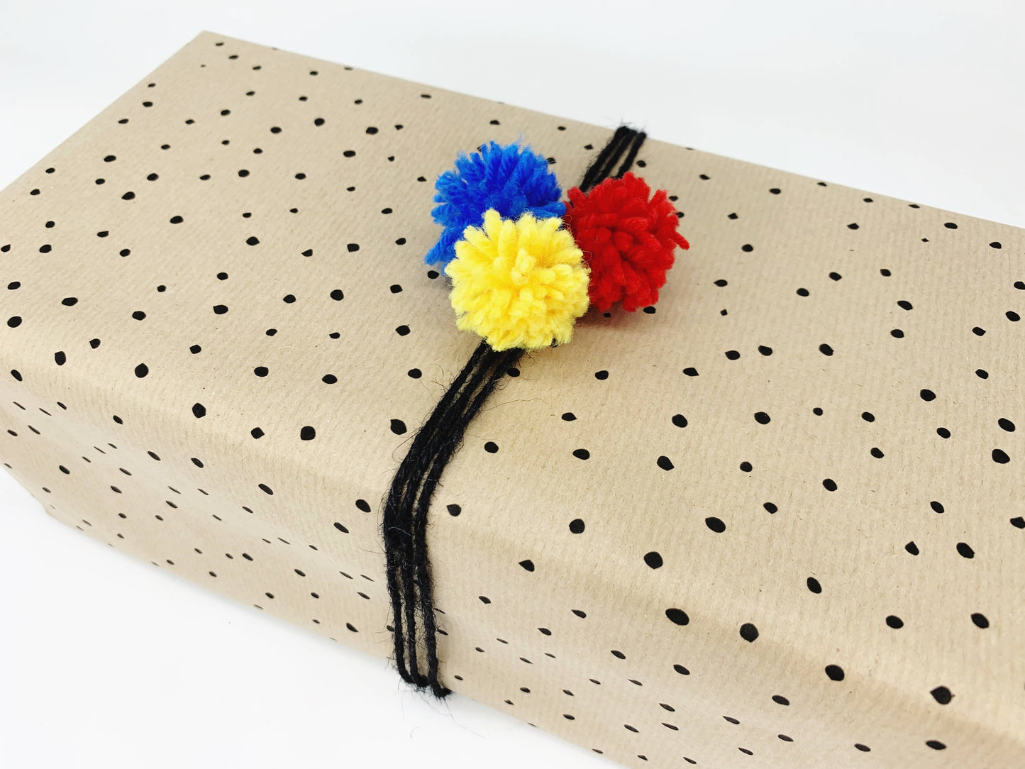PlanetWrapIt - Dots Recycled Eco Kraft Wrapping Paper