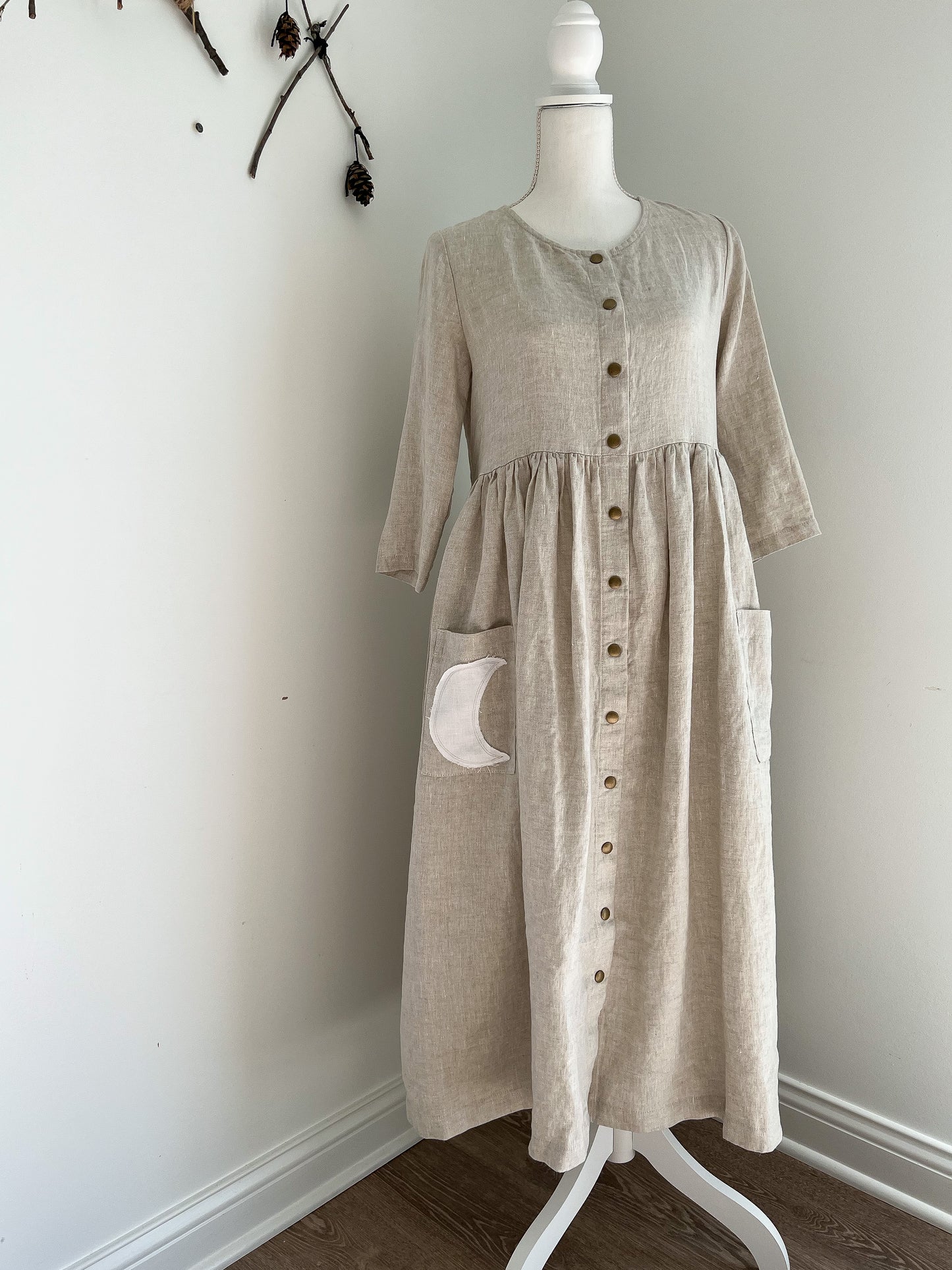 Exclusive notPERFECTLINEN Maxi Mama Dress 3/4 Sleeve - Beige (LAST OnE for Large & xL)